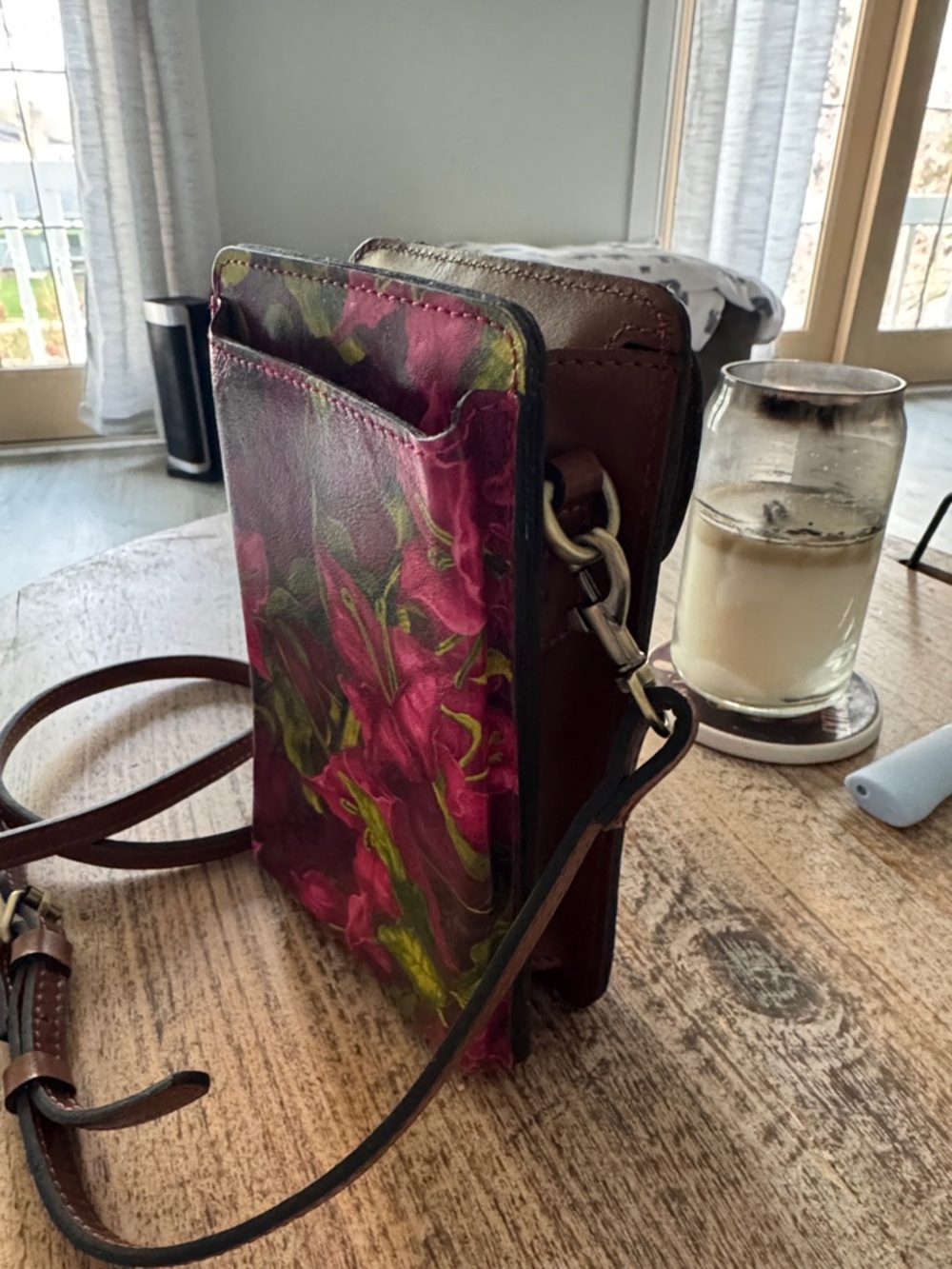 Patricia Nash floral  Crossbody Phone Bag in Fuchsia and Green - Picture 2 of 3